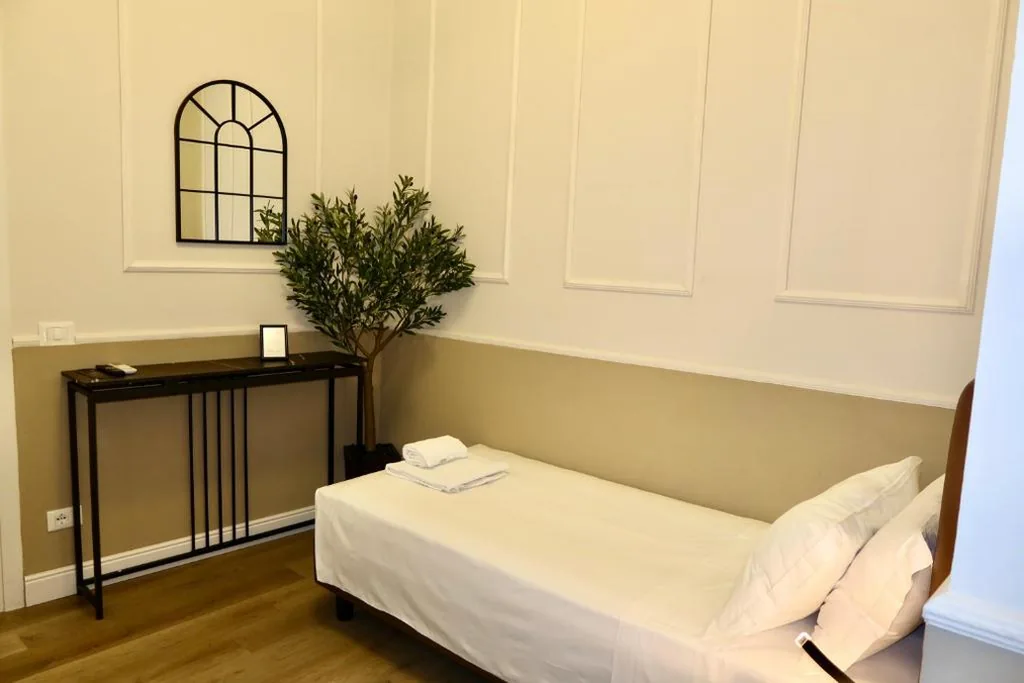 Family Studio — El Roy Garden Rooms