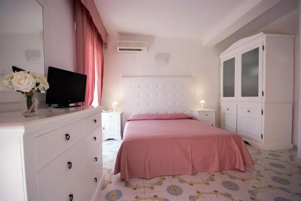 Monolocale Standard — Hotel Residence Villa San Giovanni