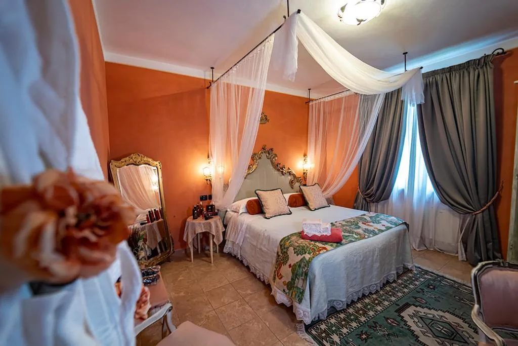 Standard Studio — Sotto il cielo di Toscana casa vacanze no hotel service only adults