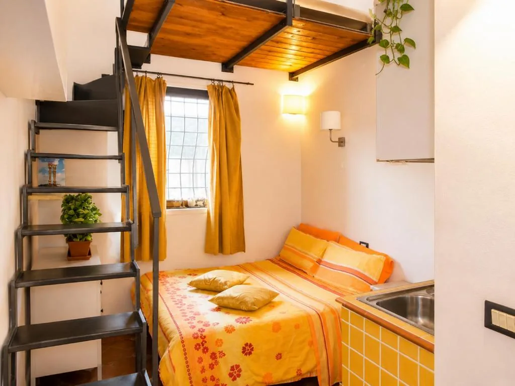 Zanobi Studio (1 Adult) — Max Studios Florence