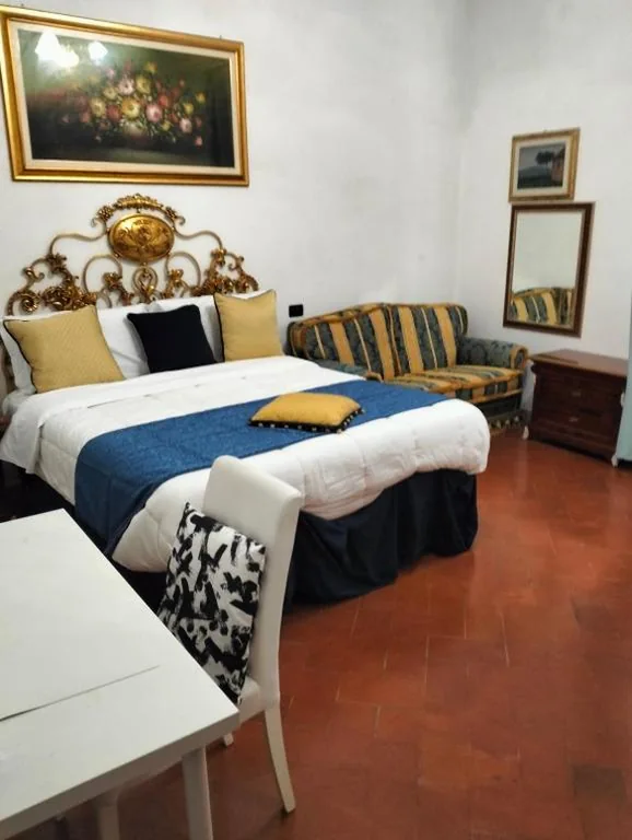 PALACE COMFORT INN