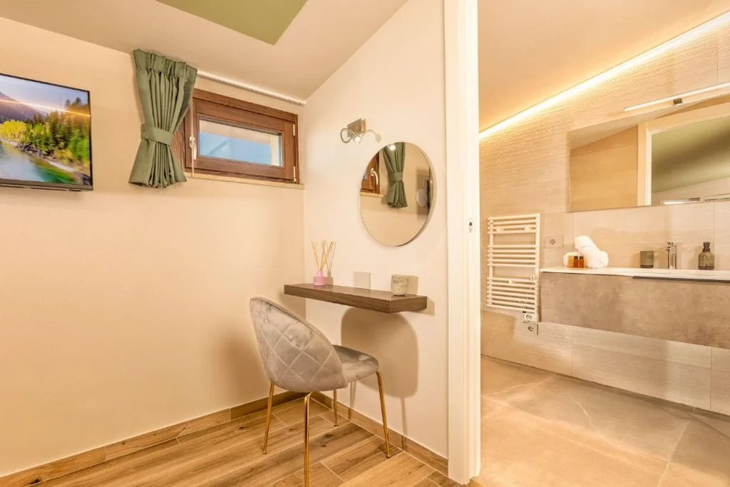 Palazzo Falcinelli Luxury Room in Montepulciano Center with Air Conditioning and Elevator — foto 3