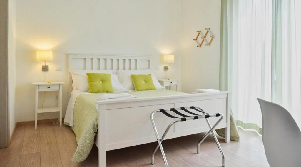 Petit Hotel