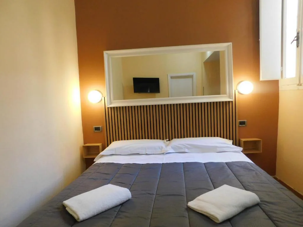 PICCOLO HOTEL Nel Centro Storico di Firenze — foto 7