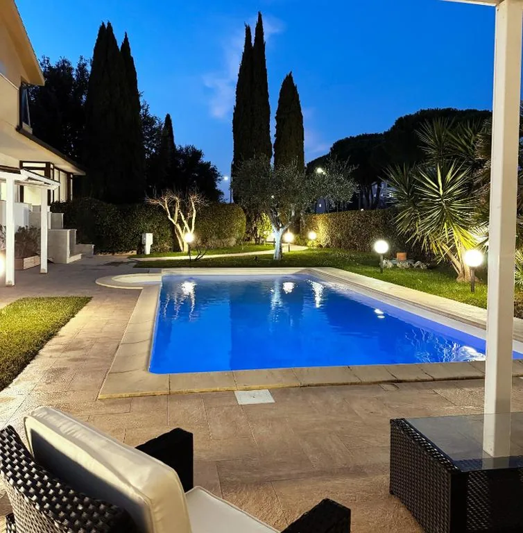 Residence Il Boschetto – Villa Con Piscina