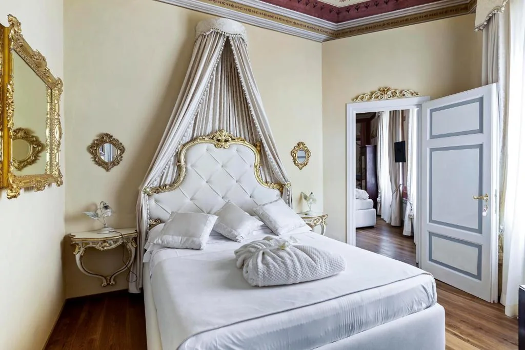 Residenza d’Epoca Palazzo Borghesi — foto 6