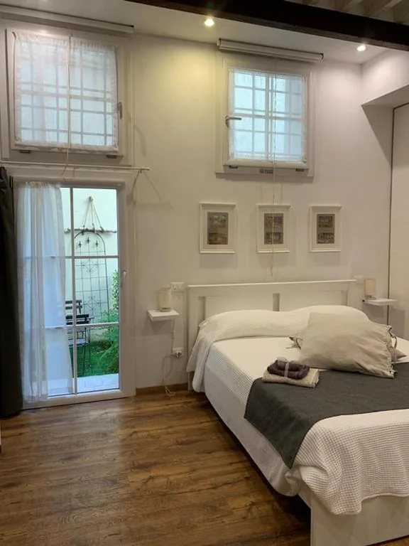 San Pierino Charming Rooms
