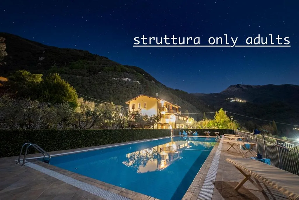 Sotto il cielo di Toscana casa vacanze no hotel service only adults
