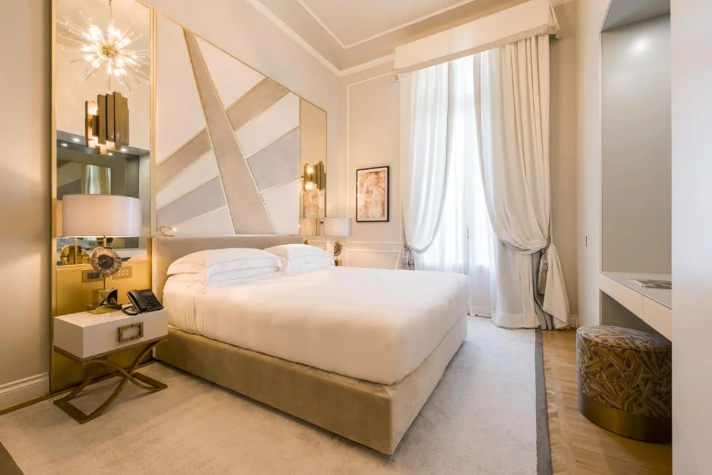 One-Bedroom Suite with Partial Sea View — Grand Hotel Principe Di Piemonte