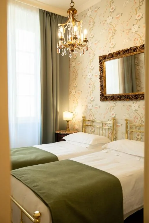 Suite con 2 Camere da Letto (5 Adulti) — Hotel Pendini
