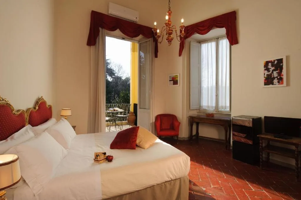 Suite with Balcony — Hotel Annalena