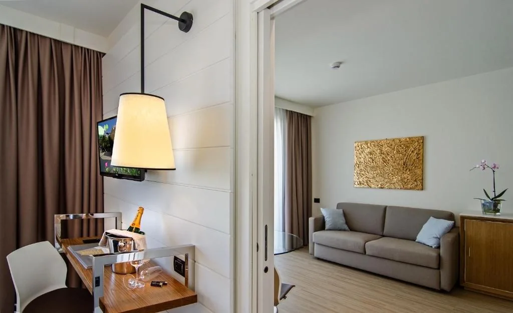 Suite con Balcone — Hotel Viareggio