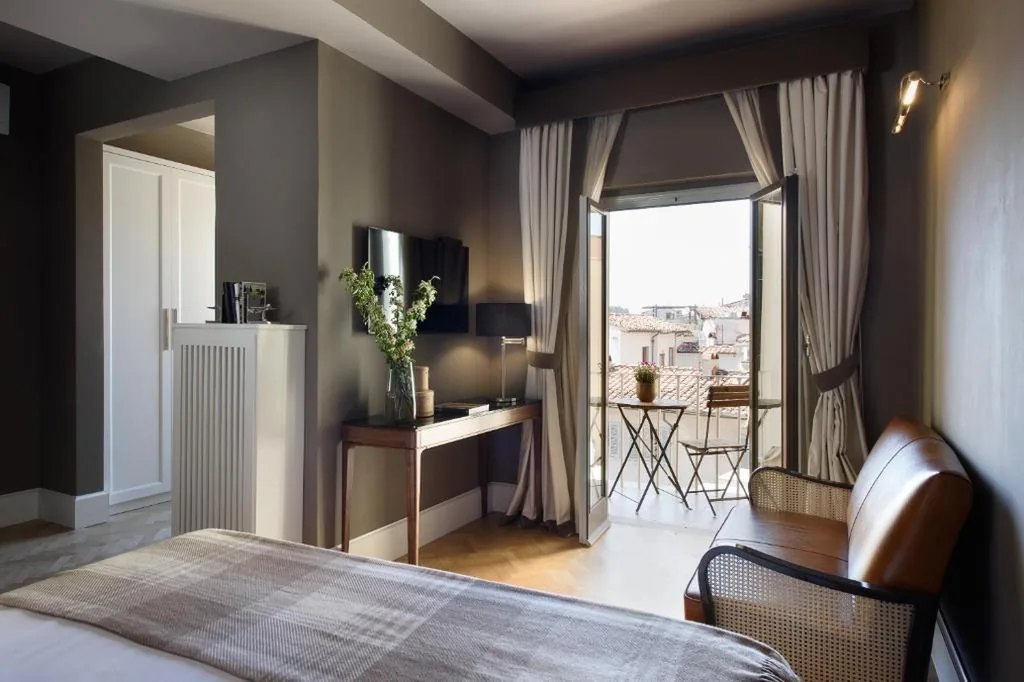 Suite with Balcony — Tornabuoni Suites Collection Residenza D’Epoca
