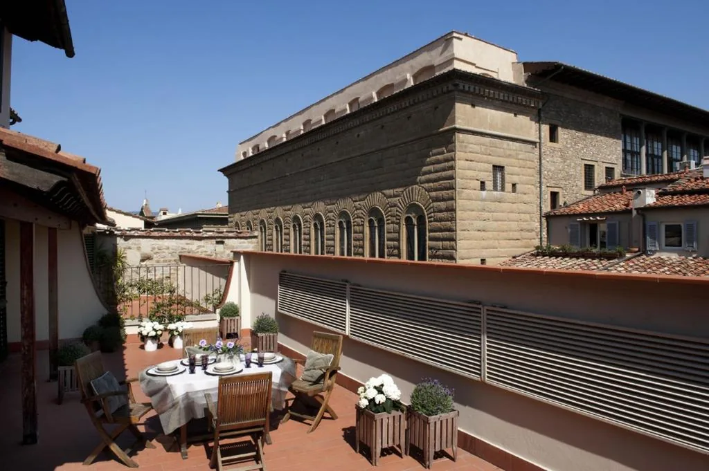 Suite with Terrace and City View — Tornabuoni Suites Collection Residenza D’Epoca