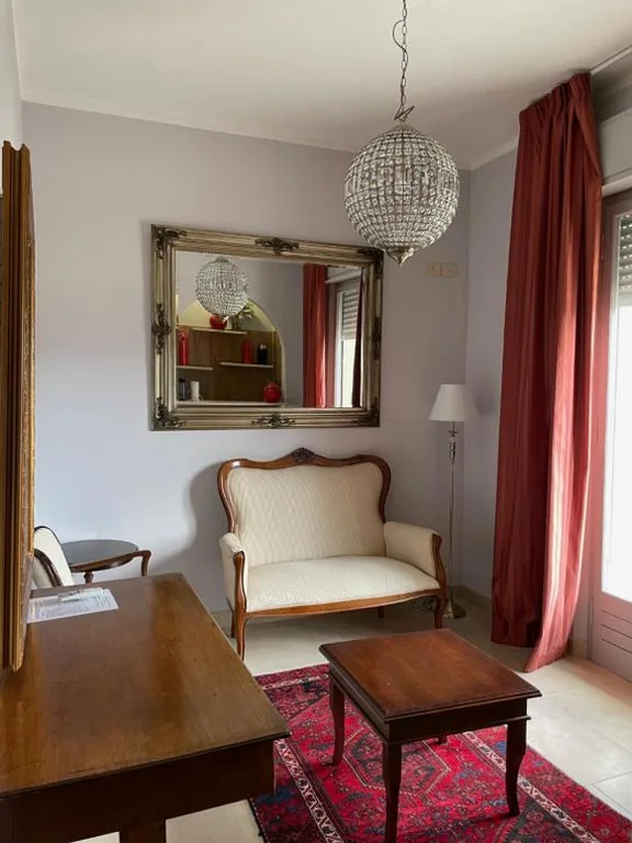 Suite con Vasca Idromassaggio — Arts Club Suite & Spa