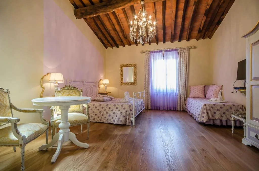 Suite con Vista Città - Dependance — B&B Anfiteatro