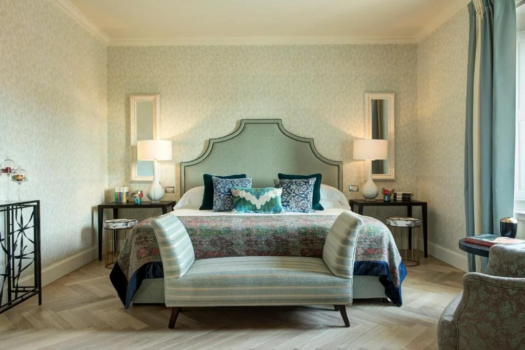Suite with City View — Rocco Forte Hotel Savoy