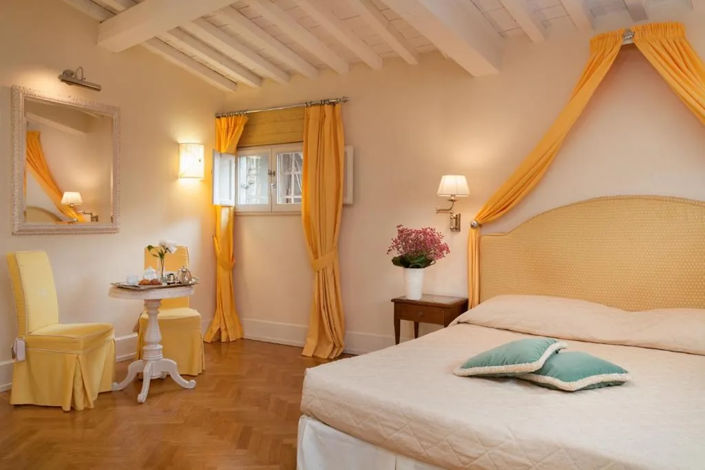 Suite con Vista Fiume — Hotel Executive