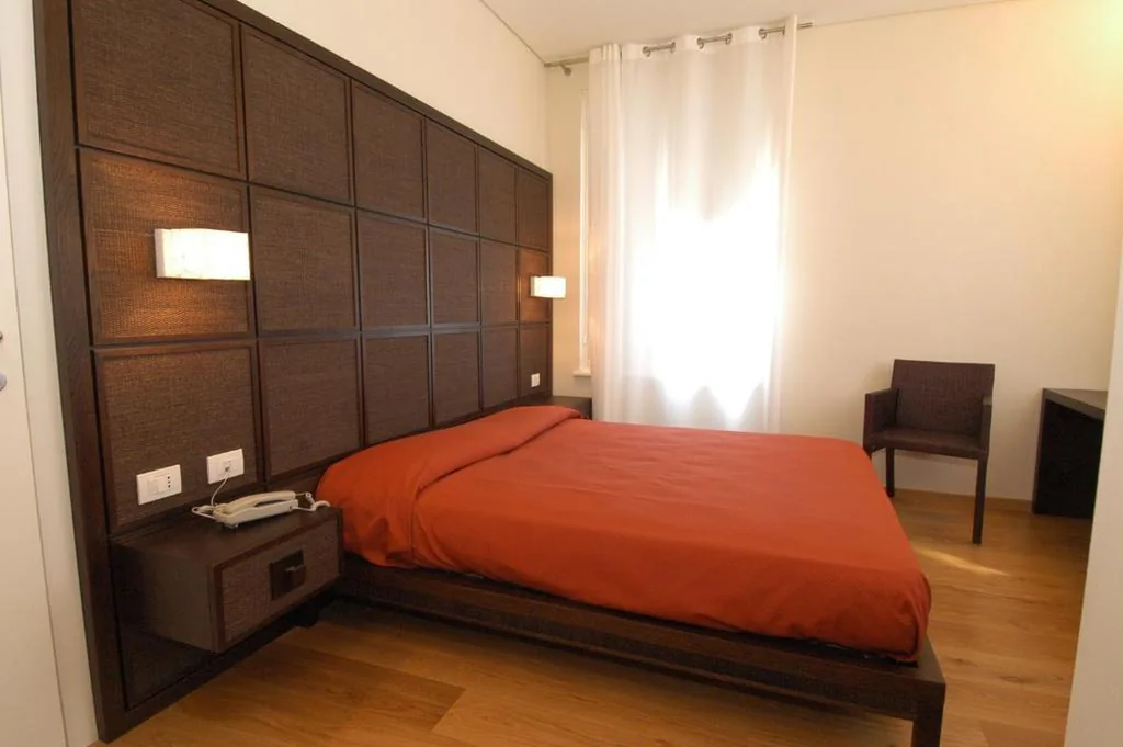 Suite with Garden View — Residence Il Fortino