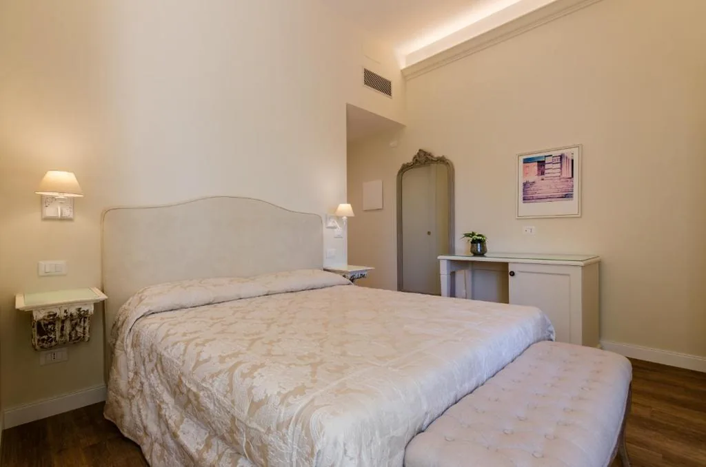 Suite Deluxe — Il giardino di Pantaneto Residenza D’Epoca