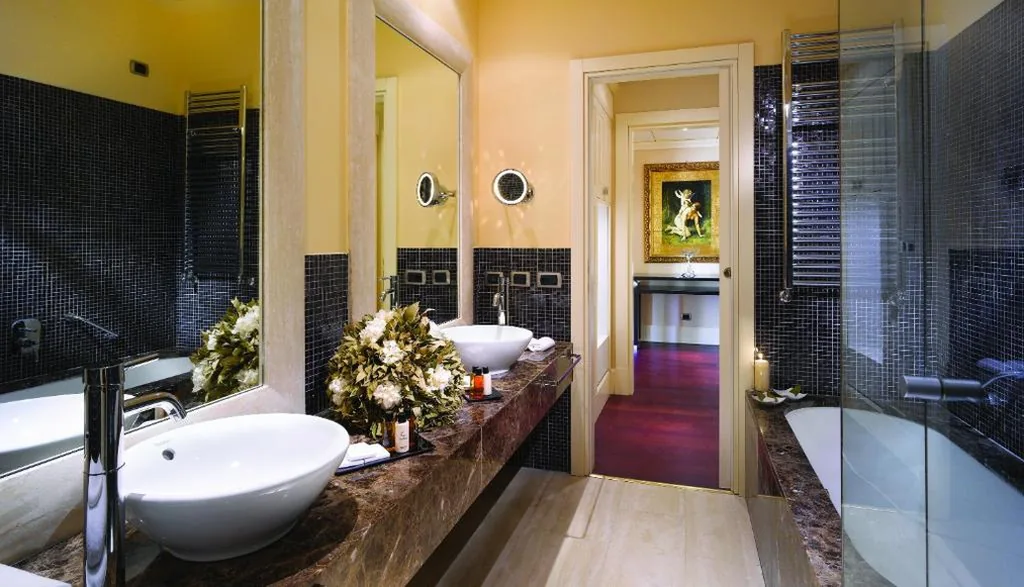 Suite Deluxe King/Doppia con Letti Singoli — GH Palazzo Suite & SPA