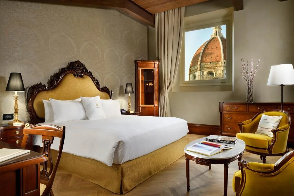 Executive Suite — Palazzo Portinari Salviati Residenza D’Epoca