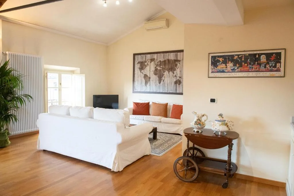 Suite Executive — Palazzo Rocchi – Residenza D’Epoca