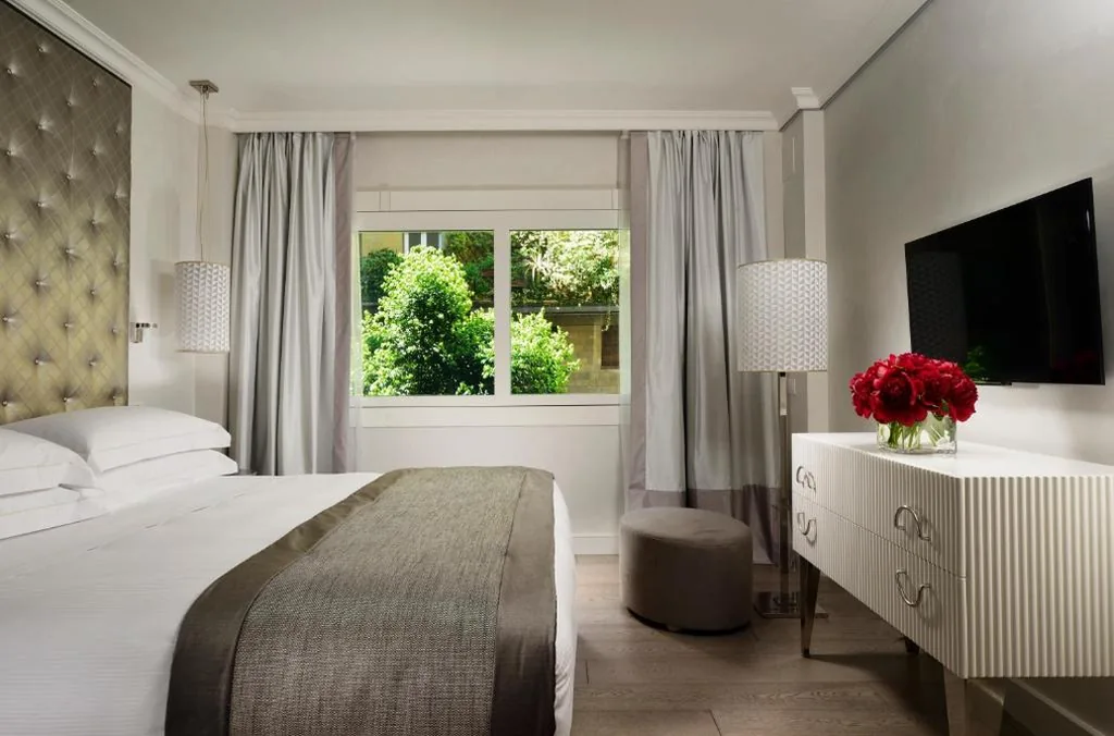 Executive Suite — Ponte Vecchio Suites & Spa