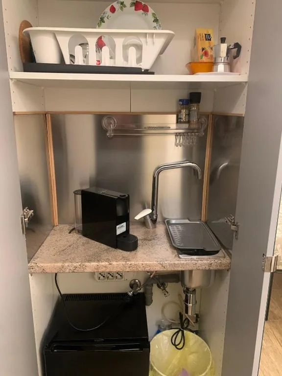 Suite “Faenza”, Duomo a 2 passi, WiFi e AC — foto 4