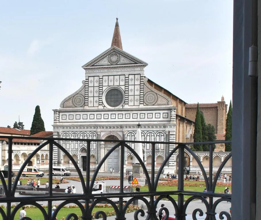 Suite Familiare con Balcone — Hotel Roma