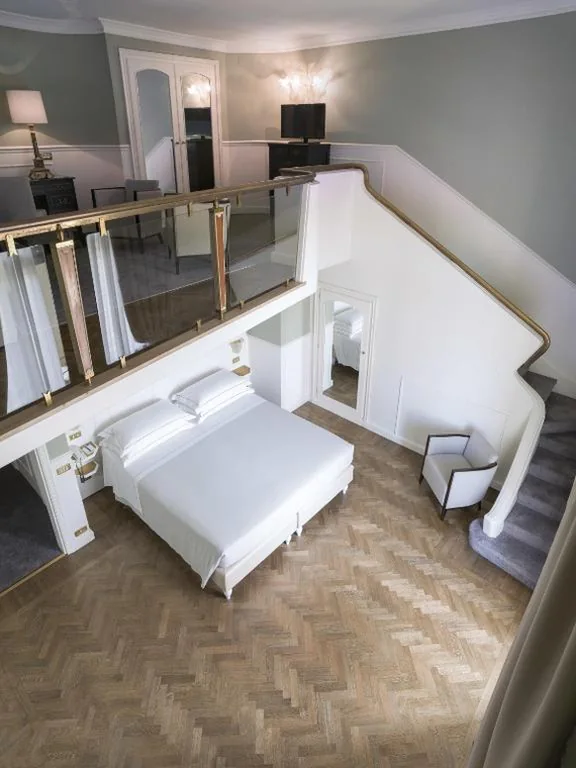 Two-Level Family Suite — Plaza Hotel Lucchesi