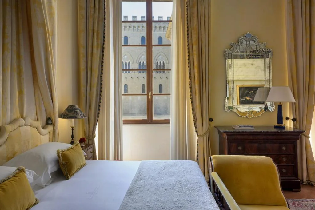 Heritage Suite — Grand Hotel Continental Siena – Starhotels Collezione