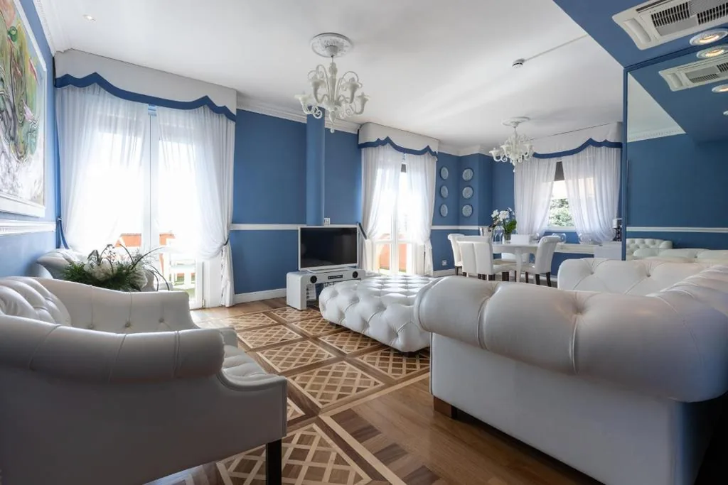 Suite — Hotel 1908