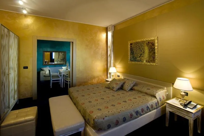 Suite — Hotel Bella ‘Mbriana