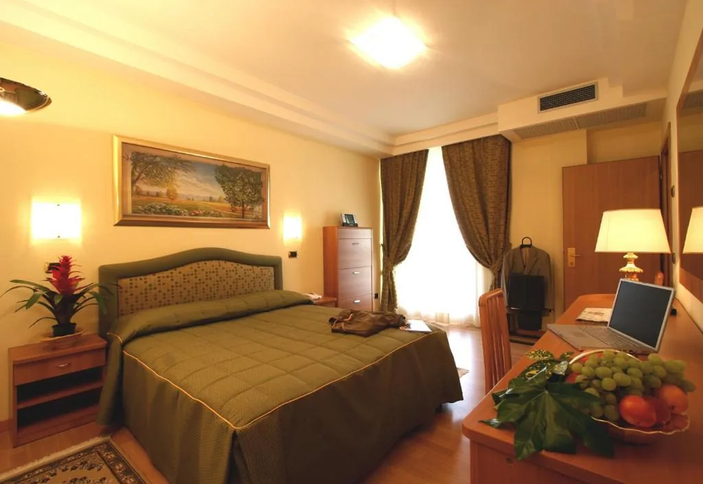 Suite — Hotel Villa Luca