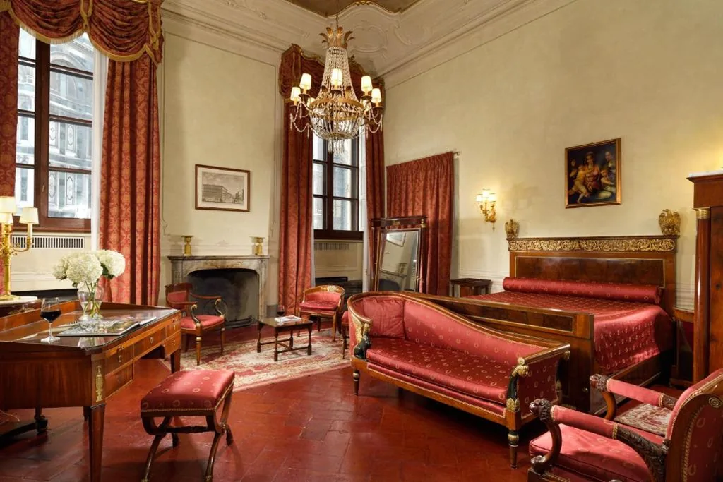 Suite — Palazzo Niccolini al Duomo Residenza D’Epoca