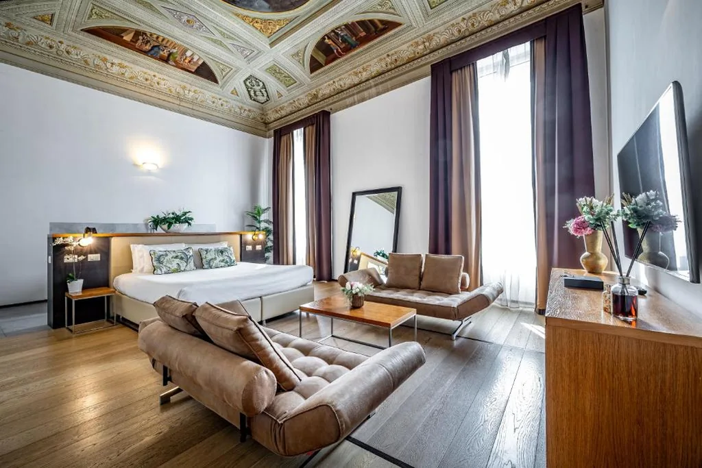 Suite Prestige con Vista Fiume — Palazzo Alfieri – Place of Charme