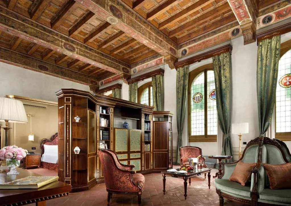 Queen Suite — Palazzo Portinari Salviati Residenza D’Epoca