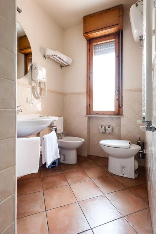 Suite — Residence Isola Verde Cisanello