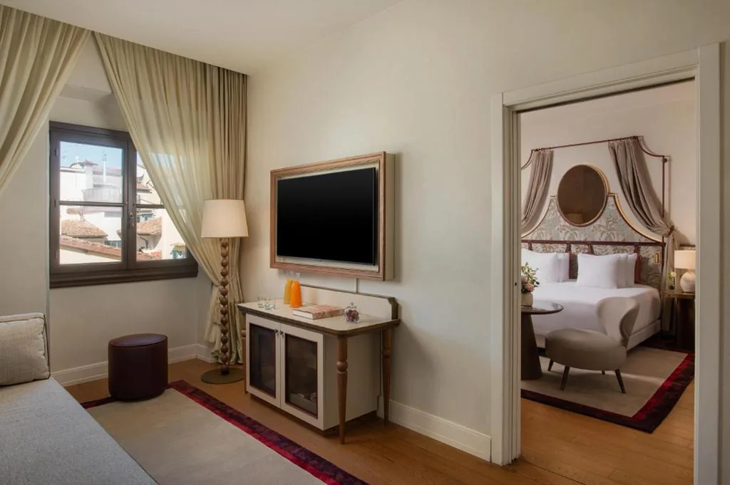 Suite with Extrabed (2 Adults + 1 Child) — Porta Rossa Hotel Firenze, Colbert Collection