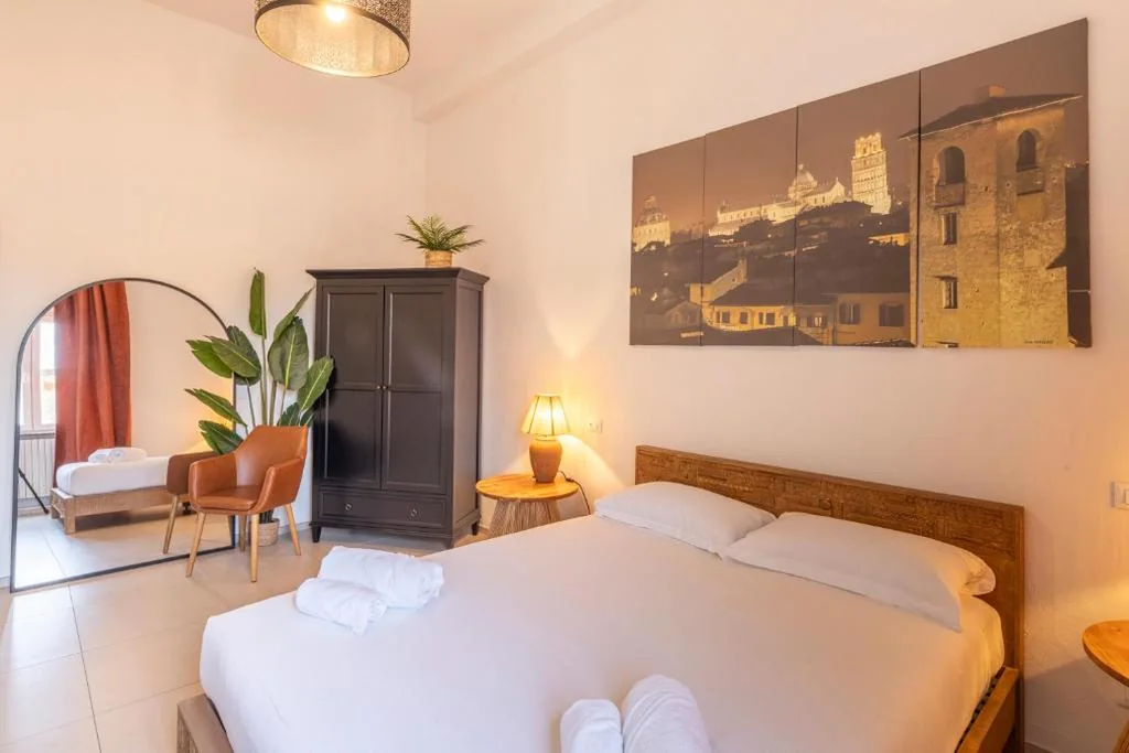 Travel B&B