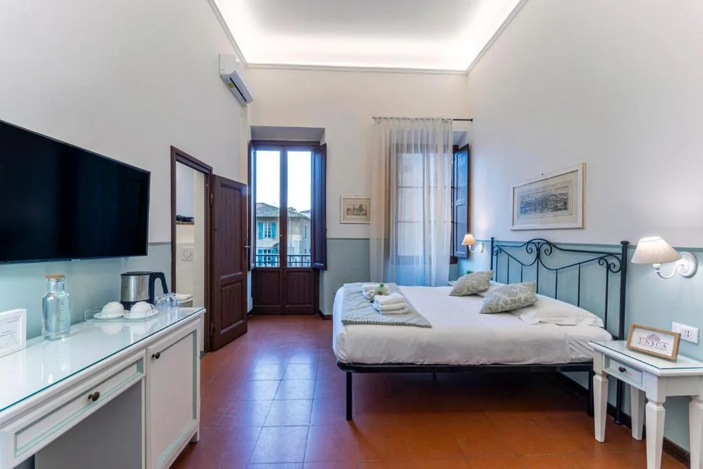 UNYCA- Elegant En-suite “San Giovanni”