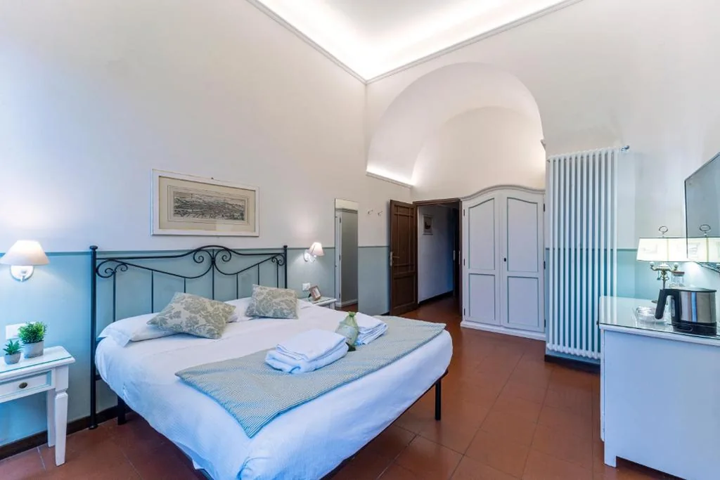 UNYCA- Elegant En-suite “San Giovanni”