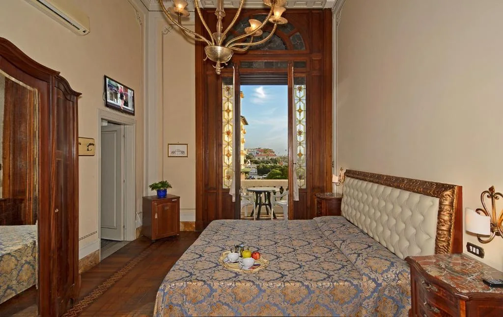 Villa Tina Hotel