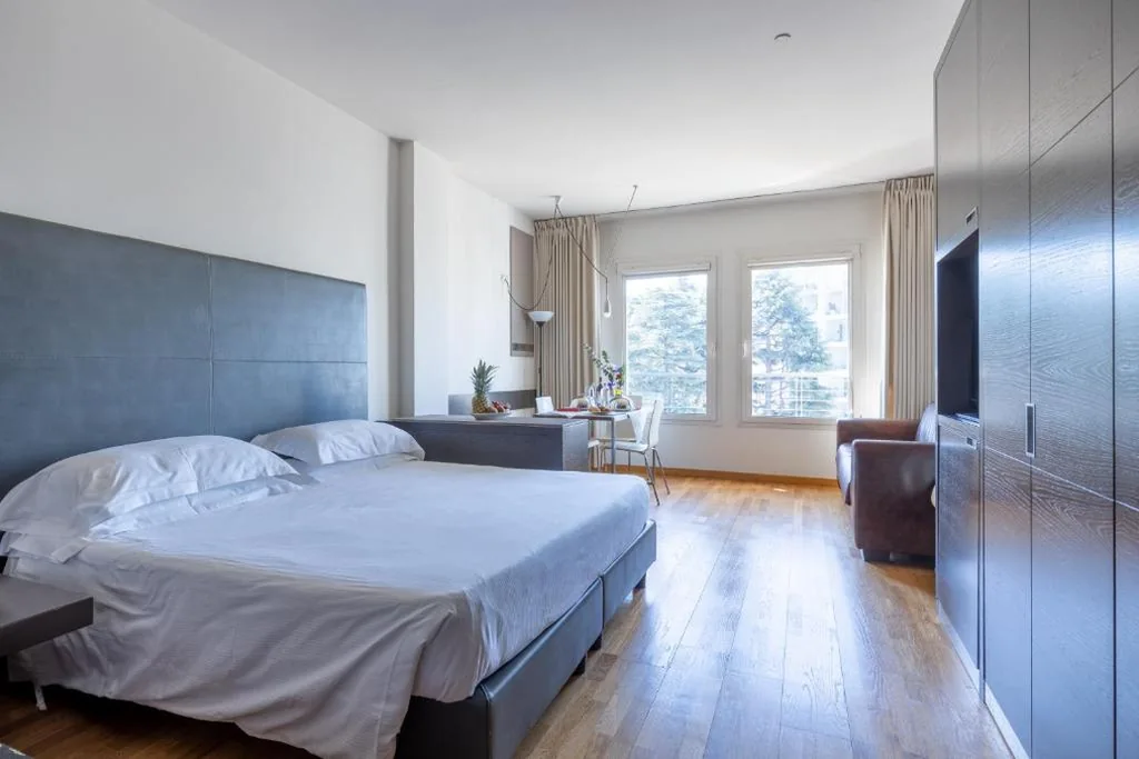 Wall Art Hotel & Residence