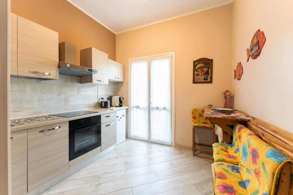 tra il borgo e il mare — foto 4