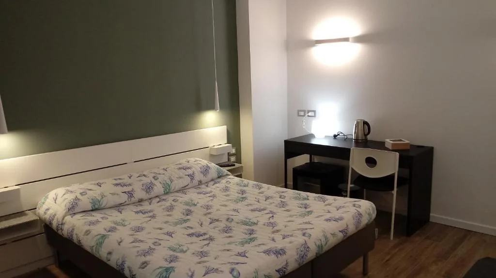 Travel House