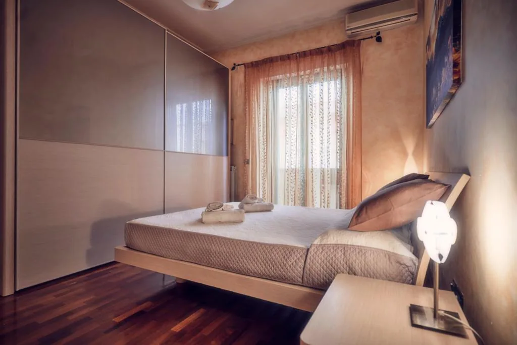 Travelershome Ciampino 212 Central Station Guest House