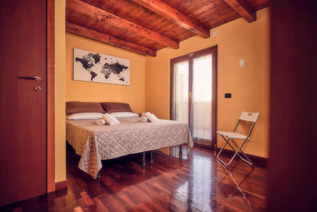 Travelershome Ciampino 212 Central Station Guest House — foto 7