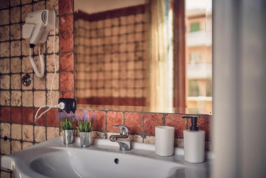 Travelershome Ciampino 212 Central Station Guest House — foto 8
